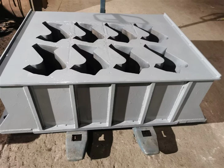 China Hollow Paver Blocks Mould best
